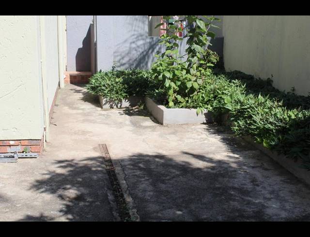 5 BEDROOM HOUSE FOR SALE IN FOURWAYS